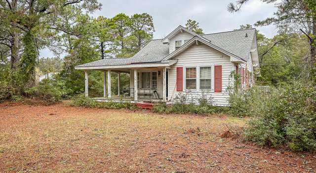 Photo of 221 Cape Lookout Dr, Harkers Island, NC 28531