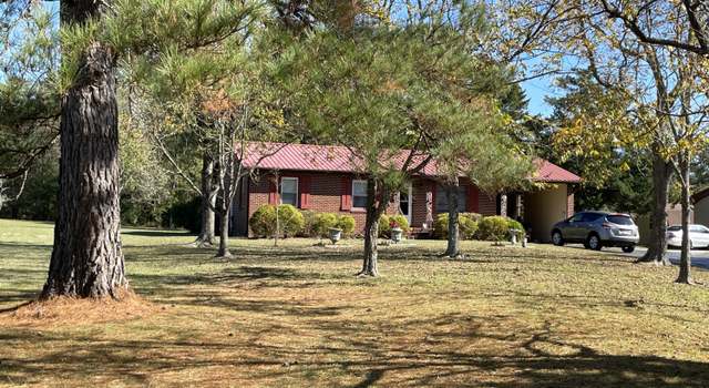 Photo of 621 Fire Tower Rd, Richlands, NC 28574