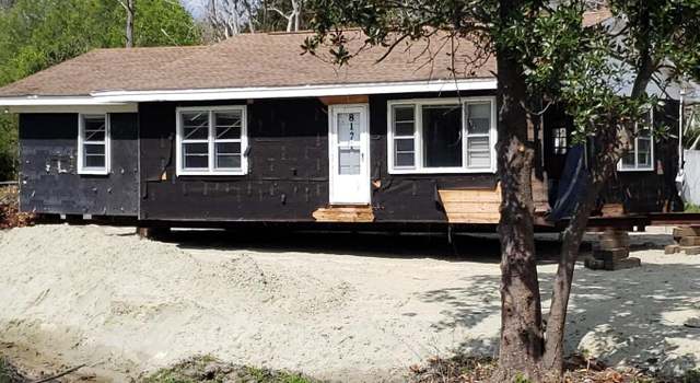 Photo of 2511 Scotts Hill Loop Rd, Wilmington, NC 28411