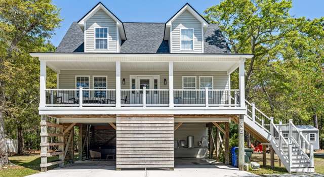 Photo of 825 Driftwood Dr, Hampstead, NC 28443