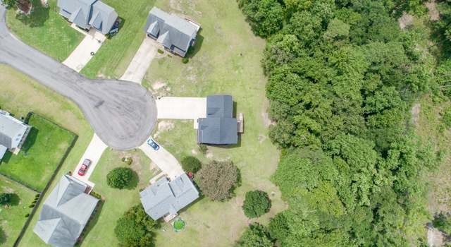 Photo of 35 Durham Ct, Spring Lake, NC 28390