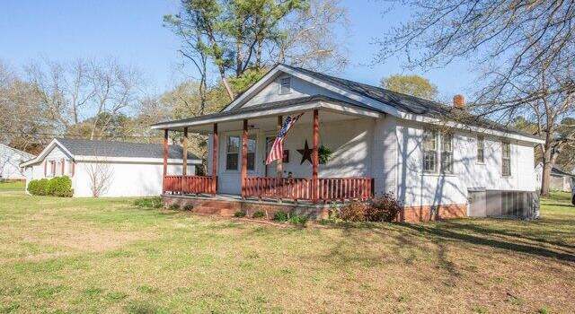 Photo of 120 Stilwell St, Rockingham, NC 28379