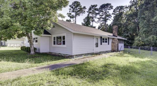 Photo of 306 S Willow Ln, Jacksonville, NC 28546
