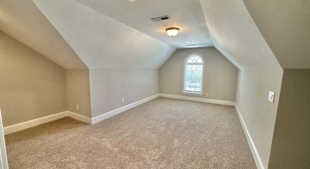 Photo of 3913 Ashcroft Dr, Winterville, NC 28590