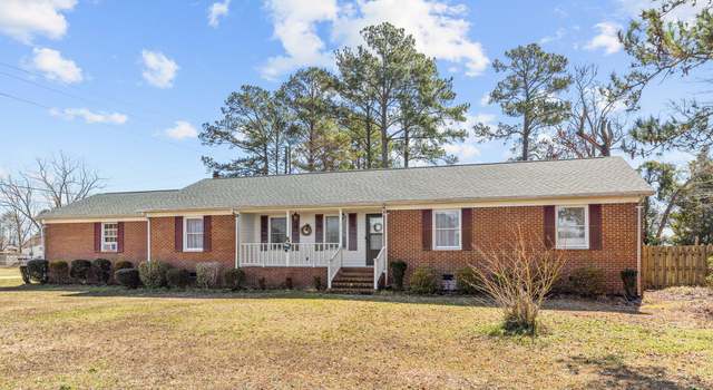 Photo of 2400 S Lakeview Dr, Newport, NC 28570