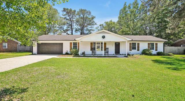 Photo of 125 N Hampton Rd, Wilmington, NC 28409