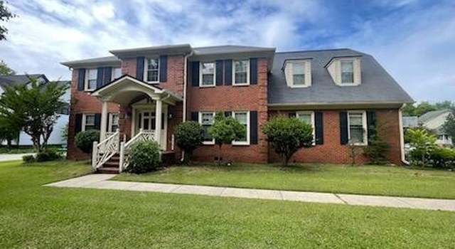 Photo of 2906 Hunters Run, Greenville, NC 27858