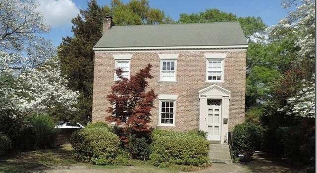 Photo of 1002 Nash St N, Wilson, NC 27893