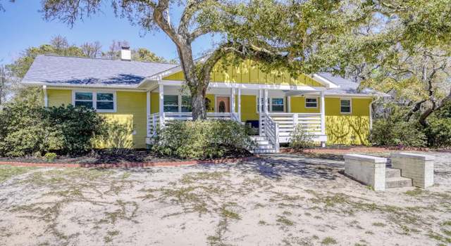 Photo of 302 NE 60th St, Oak Island, NC 28465