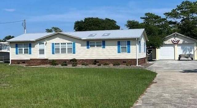 Photo of 164 Lewis St, Harkers Island, NC 28531