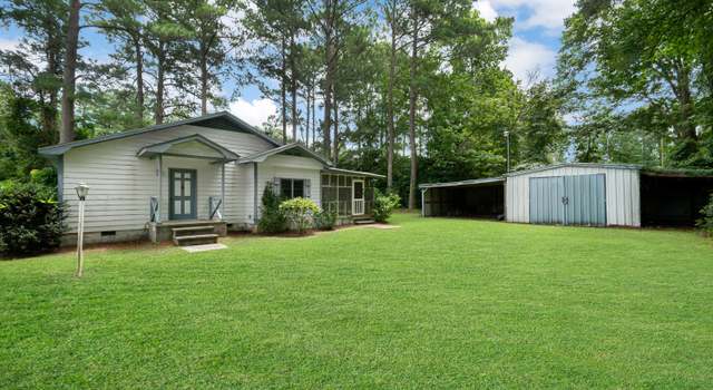 Photo of 131 Magnolia Dr, Washington, NC 27814