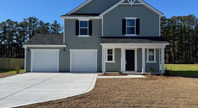 Photo of 707 Walters Run Dr, Raeford, NC 28376