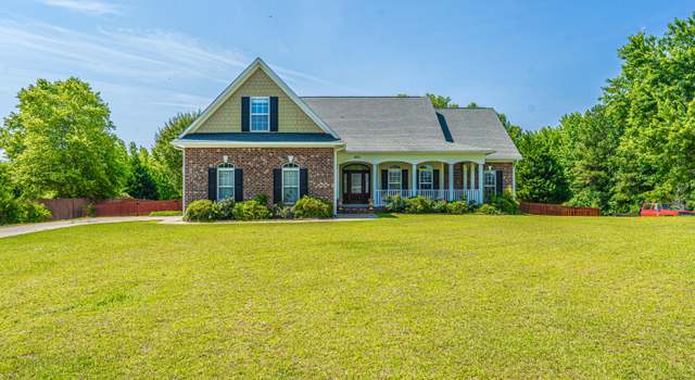 Photo of 600 Booth Pond Rd, Raeford, NC 28376