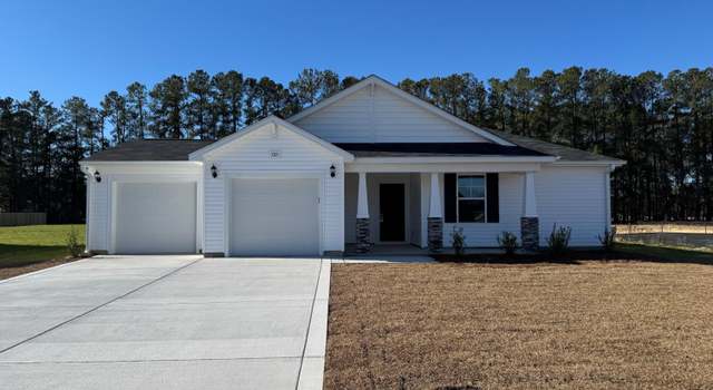 Photo of 725 Walters Run Dr, Raeford, NC 28376