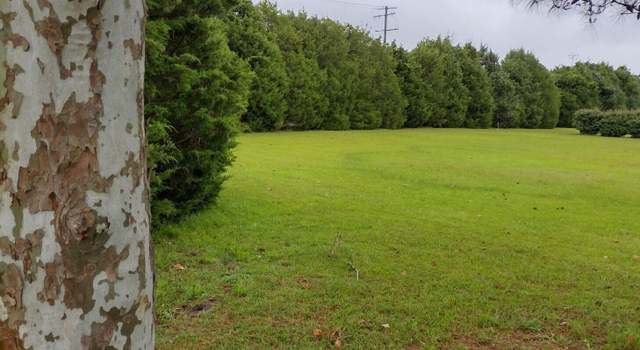 Photo of 101 Indian Kettle Rd, Jarvisburg, NC 27947
