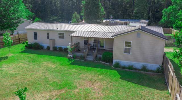 Photo of 190 Hudson Rd, Whiteville, NC 28472