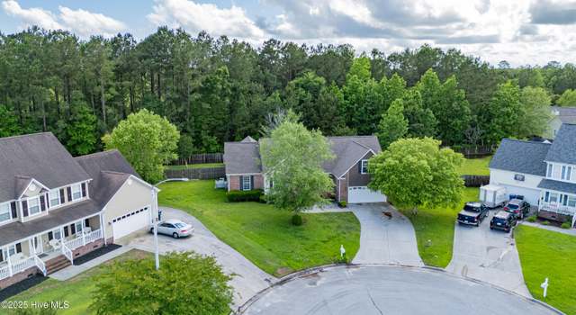 Photo of 406 Windham Ct, Jacksonville, NC 28540