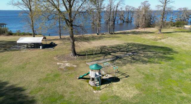 Photo of 125 Sycamore Cir, Edenton, NC 27932