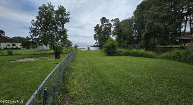 Photo of 152 Rainbow Dr, Hertford, NC 27944