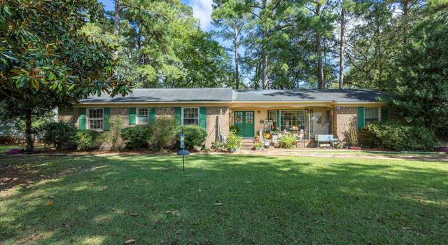 Photo of 110 N East Ave, Teachey, NC 28464