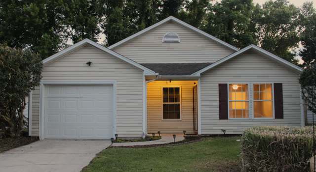 Property at 3106 Belmont Ct, Jacksonville, NC 28546, 3 beds, 2 baths