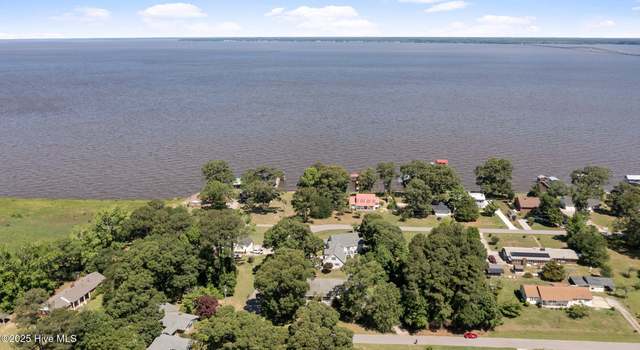 Photo of 592 Arnolds Beach Rd, Roper, NC 27970