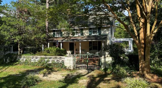 Photo of 40 Caddell Rd, Pinehurst, NC 28374