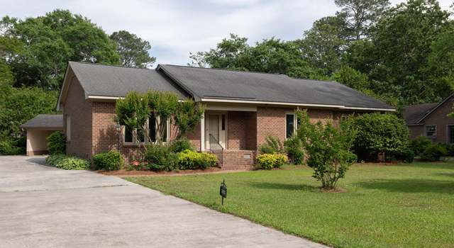 Photo of 3652 Hillcrest Dr, Farmville, NC 27828