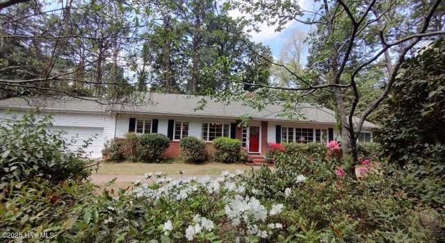 Photo of 230 Pinegrove Rd, Southern Pines, NC 28387