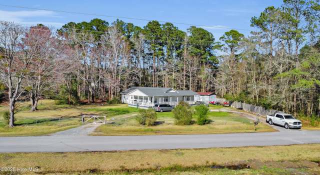 Photo of 365 Lewis Farm Rd, New Bern, NC 28560