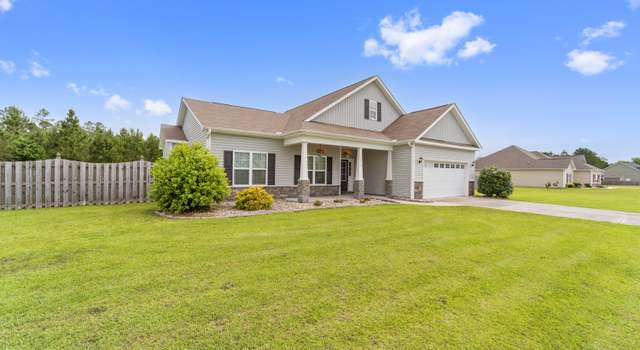 Photo of 111 Gillcrest Ln, Hubert, NC 28539