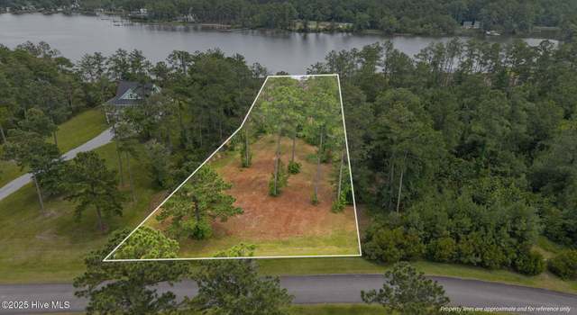 Photo of 170 Waters Edge Ln E, Oriental, NC 28571