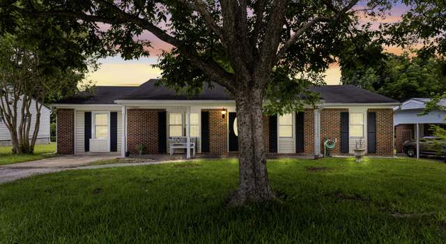 Photo of 200 Tower Dr, Jacksonville, NC 28546