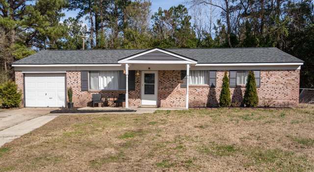 Photo of 105 Ivey Ct, Jacksonville, NC 28540