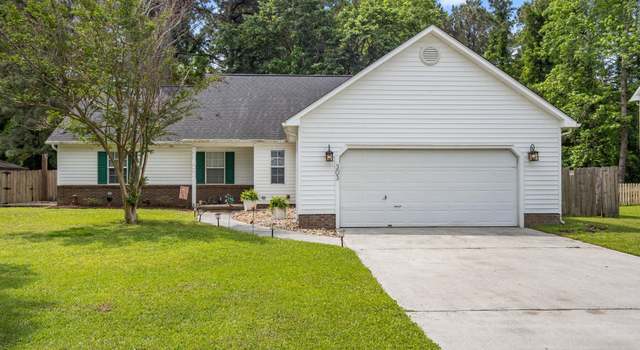 Photo of 303 Ashley Meadow Ln, Jacksonville, NC 28546