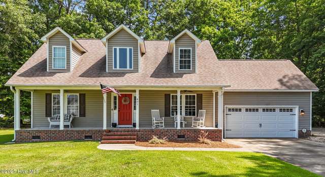 Photo of 401 Cedar Ln, Washington, NC 27889