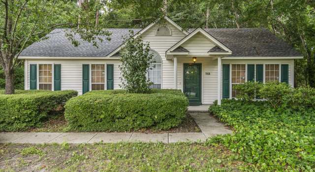 Photo of 713 Navaho Trl, Wilmington, NC 28409