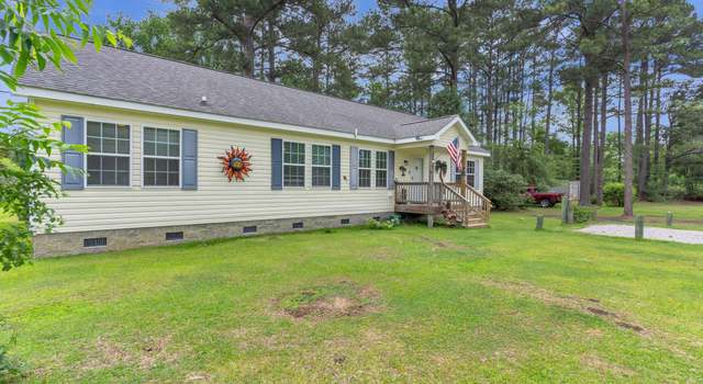 Photo of 4513 Castle Heights Dr, Castle Hayne, NC 28429