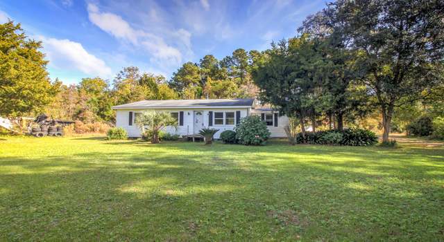 Photo of 165 Polly Hill Rd, Marshallberg, NC 28553