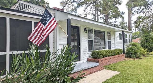Photo of 105 Lakeview Dr, Trenton, NC 28585