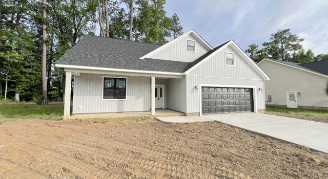 Photo of 4272 Pinehurst Ct, Farmville, NC 27828