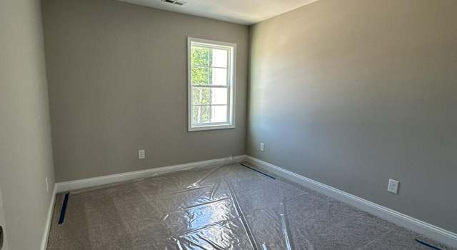 Photo of 112 Bridge Point Cir, Cedar Point, NC 28584