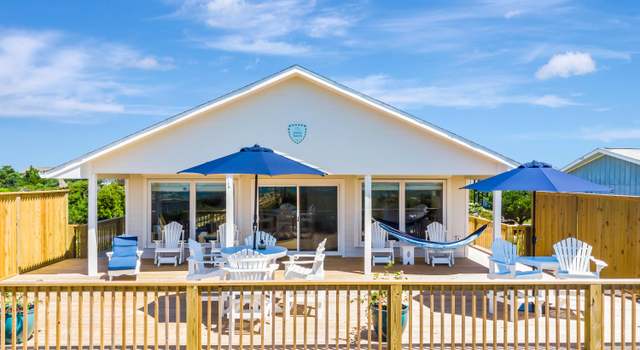 Photo of 11013 Inlet Dr, Emerald Isle, NC 28594