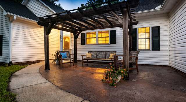 Photo of 105 Finwick Dr, Bath, NC 27808