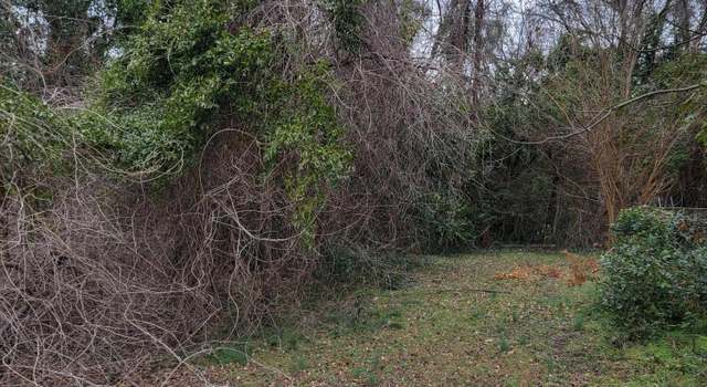 Photo of 1025 W Massachusetts Ave, Southern Pines, NC 28387