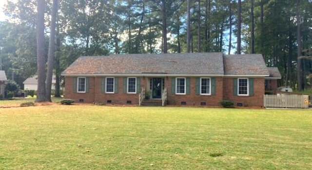 Photo of 703 S Broad St, Robersonville, NC 27871
