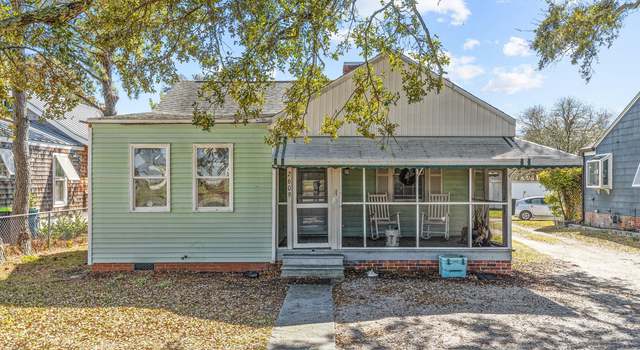 Photo of 2609 Arendell St, Morehead City, NC 28557