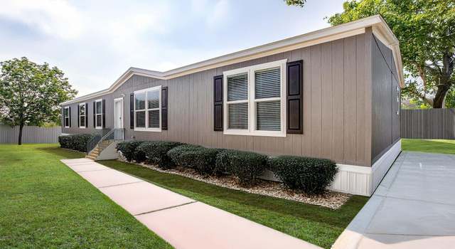 Photo of 6831 Lewis Dr SE, Winnabow, NC 28479
