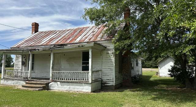 Photo of 843 Hood Swamp Rd, Goldsboro, NC 27534
