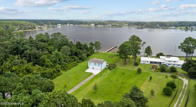 Photo of 255 Sleepy Point Rd, Gloucester, NC 28528